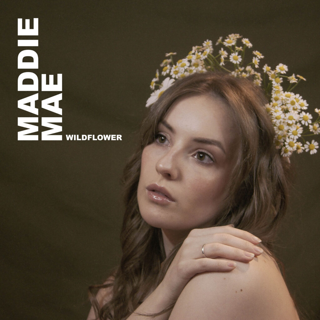 Imagen destacada de noticia: MADDIE MAE "Wildflower" Álbum Digital